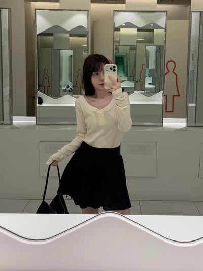 BB10 推！顯身材U領小鈕扣上衣 2色7