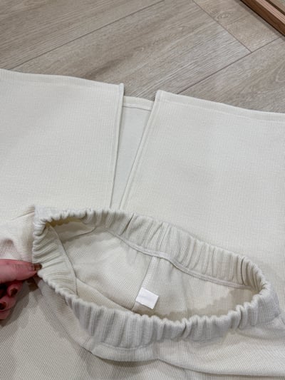 現貨 AZ08 輕磨毛紋理感直筒後開岔長裙 1色11