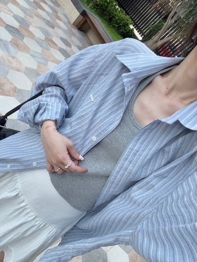 現貨 AU13 輕薄小標直紋襯衫 2色7