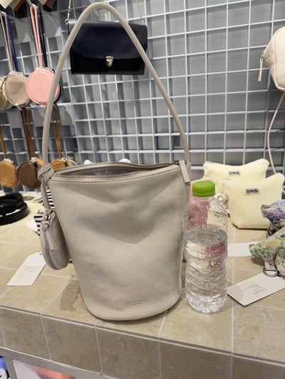 B27 Bucks&Leather 秋冬新款！小款 肩背圓桶包3