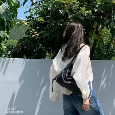 B2  BEST！Bucks&Leather 每次開團都熱賣的皺皺包 大款16