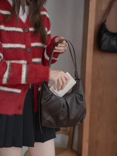 B17 Bucks&Leather 秋冬新款！褶皺泡芙包17