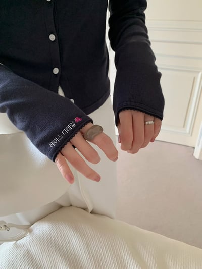 現貨 BD14 推！莫代爾棉舒服滾邊U領小罩衫 4色3