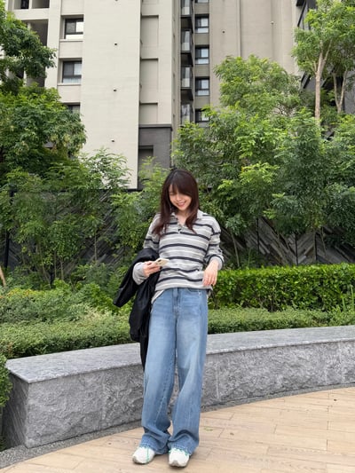 現貨 AU16 BEST！大推！車線顯瘦刷色牛仔褲 SML9