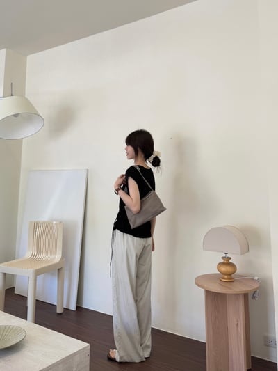 B8 自留！Bucks&Leather 中款'底部加寬'磁吸扣枕頭包6