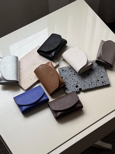 B54 Bucks&Leather 緊湊型牛皮小短夾2