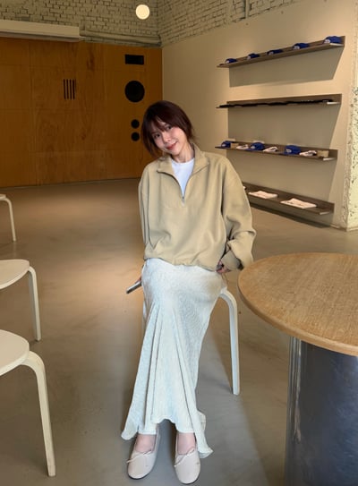 CB29 休閒拉鍊半領抽繩上衣 2色4