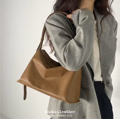 B9  Bucks&Leather 大款'底部加寬'磁吸扣枕頭包16