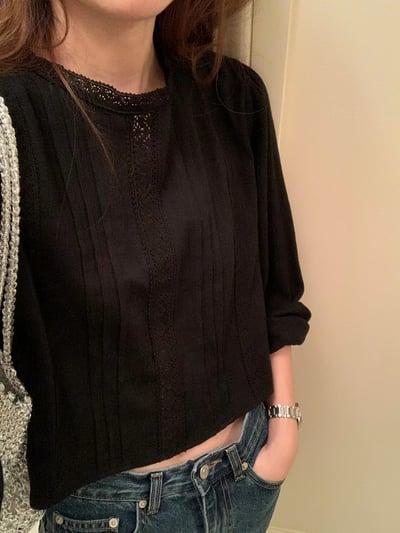 回歸 AK04 OUNCE 推！精緻布蕾絲上衣 2色2