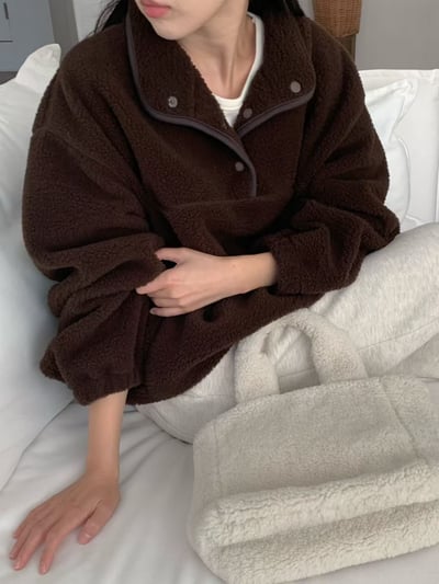 現貨 AY32 可愛熊熊羊羔毛立領排扣上衣 2色7