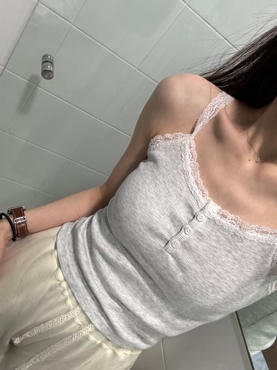 BB09 純慾感蕾絲肩帶小鈕扣背心 2色8