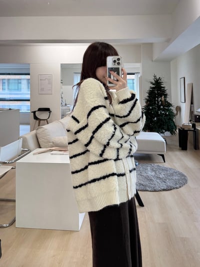 現貨 AZ04 自留！可愛捲捲毛條文罩衫 2色7