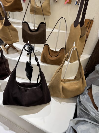 現貨 AW23 許願款 大容量麂皮肩背托特包 2色1