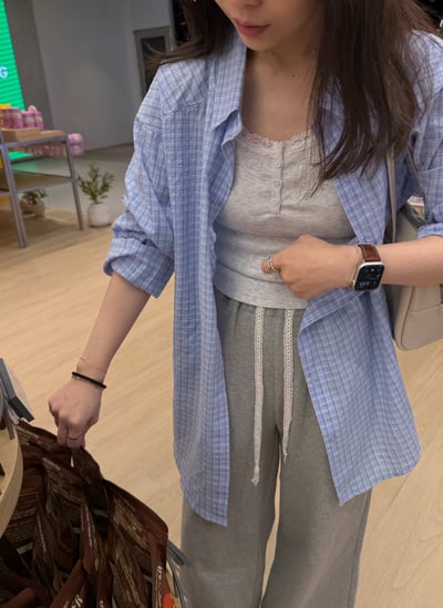 BB17 清爽細格紋泡泡紗襯衫 1色5