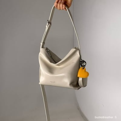 B38 Bucks&Leather  26年新款！小款 牛皮光滑亮面拉鍊托特包17