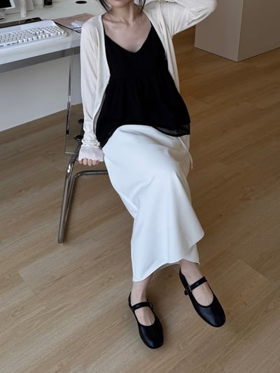 回歸) AL10 木耳邊2扣小罩衫 2色11