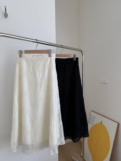 回歸) AJ10 氣質滿滿雕花長裙 2色14