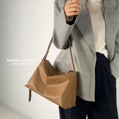 B9  Bucks&Leather 大款'底部加寬'磁吸扣枕頭包15