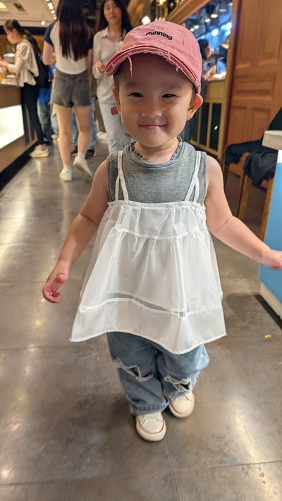 白色網紗吊帶背心 二件式5