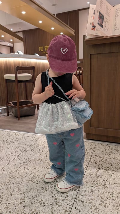 拼接澎澎亮片背心2