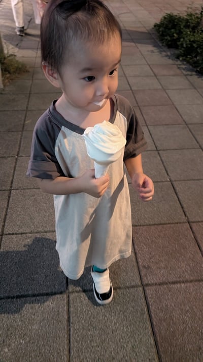 印花t恤洋裝 (杏色)3