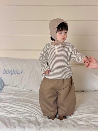 鈕扣條紋t/休閒褲1