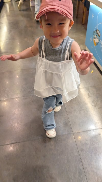 白色網紗吊帶背心 二件式2