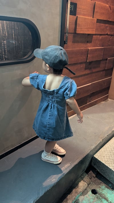 公主袖牛仔連衣裙6