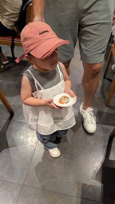 白色網紗吊帶背心 二件式4