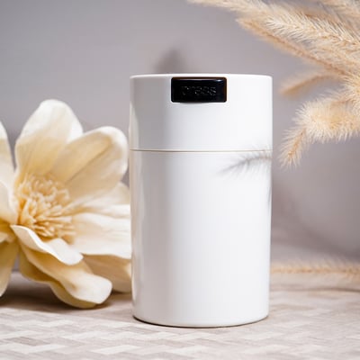 玉山七彩湖春茶 (一、三斤▸送密封罐)2