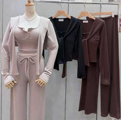 排釦罩杯長袖+披肩+喇叭長褲套裝｜三色10