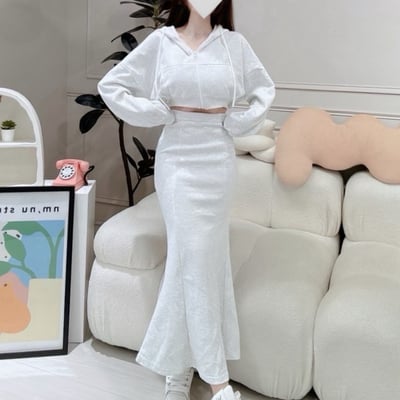 連帽拉鍊短版外套+後開衩魚尾長裙套裝｜四色9