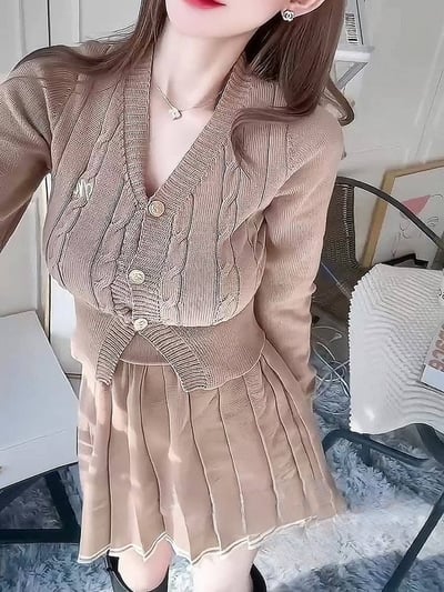 針織鈕釦外套+百摺短裙套裝｜三色9