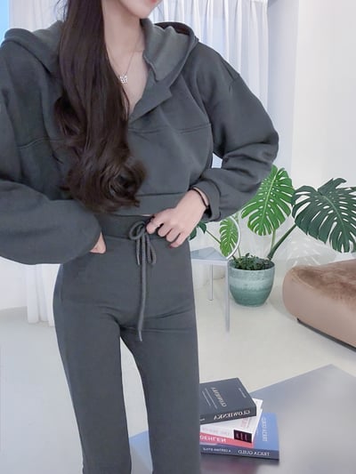 短版帽踢+綁繩喇叭褲套裝｜四色8