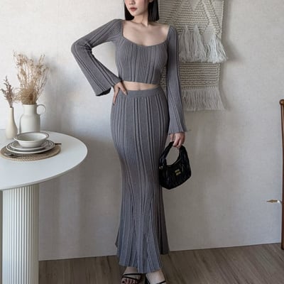 厚磅針織桃心領長袖＋魚尾長裙套裝｜四色3