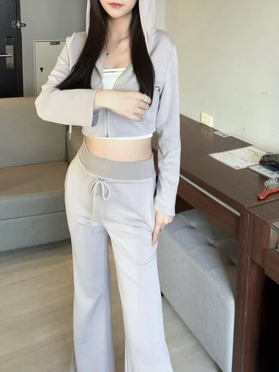 後綁帶連帽外套+簍空平口+喇叭長褲套裝｜三色8