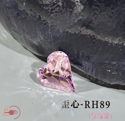 E-CARE伊凱兒｜光之皓潔 美甲鑽飾7