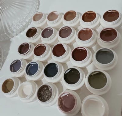 Palette Carys｜低飽和復古(唇彩感)系列凝膠4g （1-25、T01、G01-G03）2