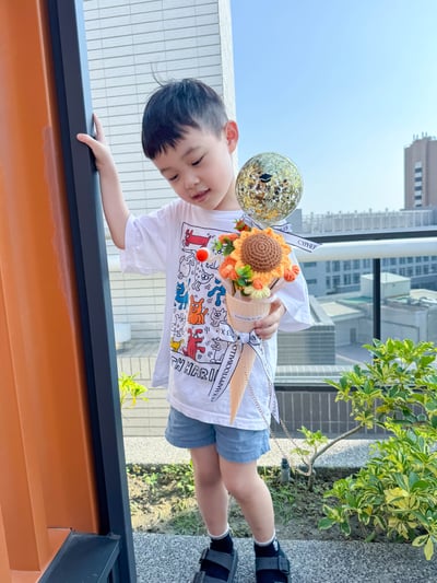 《可客製專屬名字》畢業手作針織花氣球 - 甜筒造型2