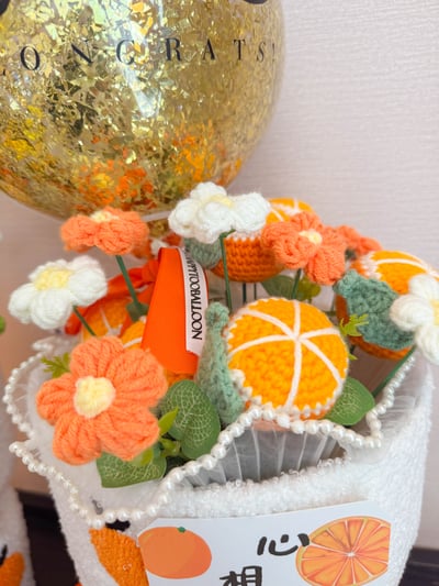 《可客製專屬名字》畢業手作針織花氣球 - 橙意滿滿祝賀花束4