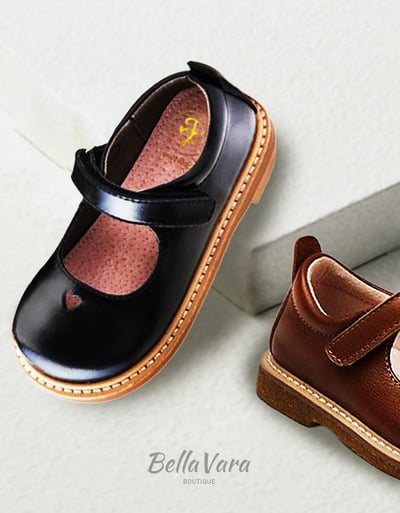 BellaVara英倫風全真皮款愛心簡約公主皮鞋-尊爵黑3