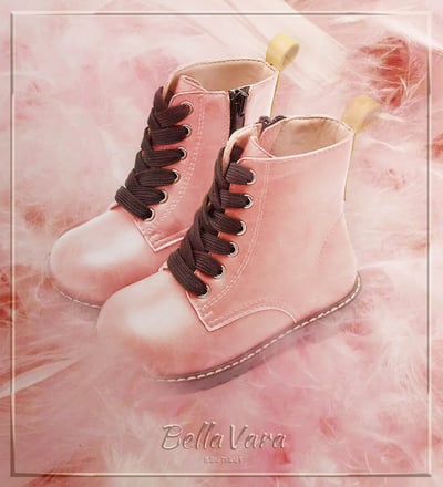 BellaVara 輕量化兒童六孔復古靴-粉4