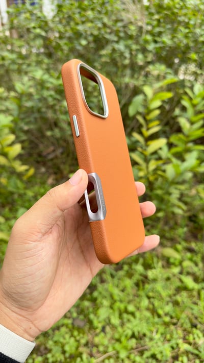 V.Jun PU Magsafe Case ( 微俊-PU 磁吸殼）16 Pro/16 Pro Max5