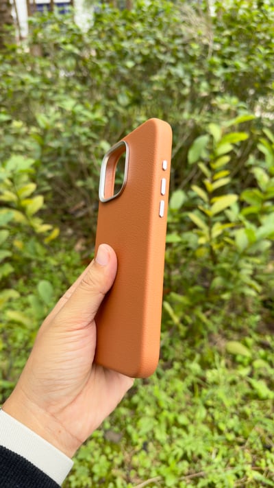 V.Jun PU Magsafe Case ( 微俊-PU 磁吸殼）16 Pro/16 Pro Max6