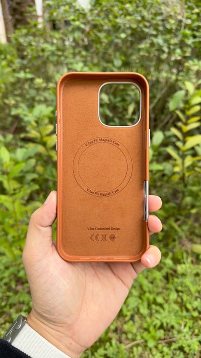 V.Jun PU Magsafe Case ( 微俊-PU 磁吸殼）16 Pro/16 Pro Max7