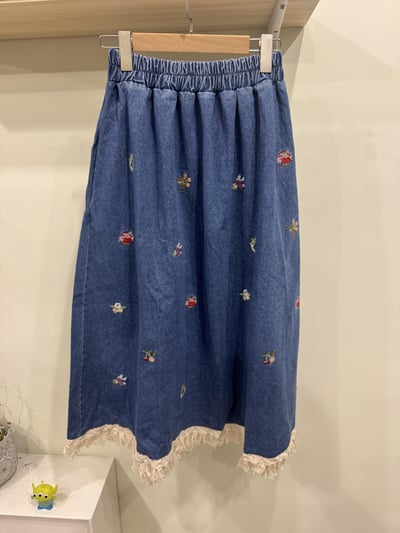 刺繡復古牛仔裙1
