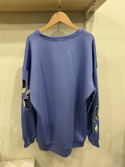 鏤空花花上衣6