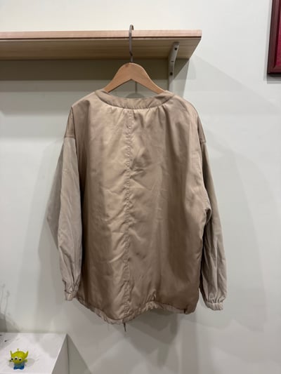 異材質拼接外套4