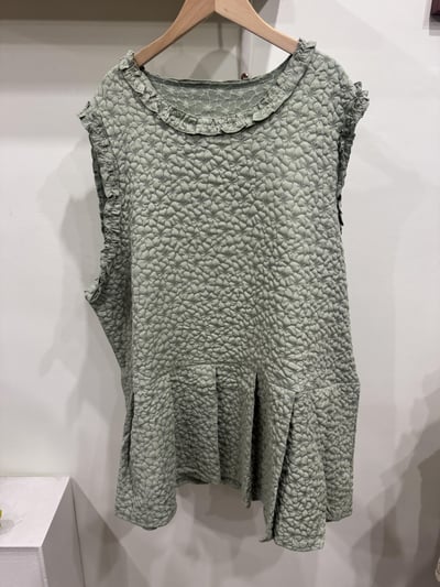 立體花背心洋4