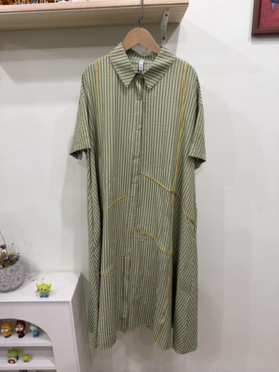 直條洋裝2